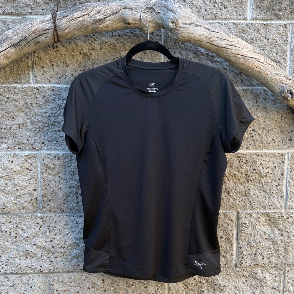 Arc’teryx Women’s Black Lightweight Running Shirt